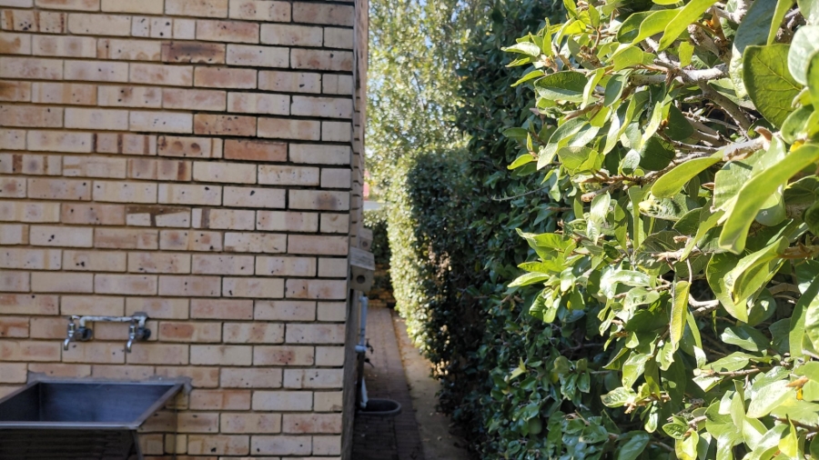 2 Bedroom Property for Sale in Kiepersol Free State